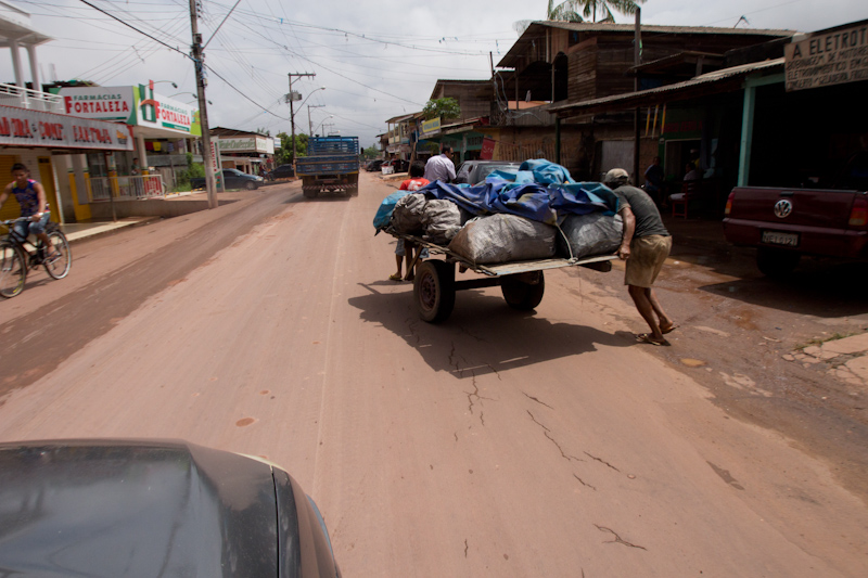 This road runs exactly along the equator. I wish I took a photo back along the road towards the monument.