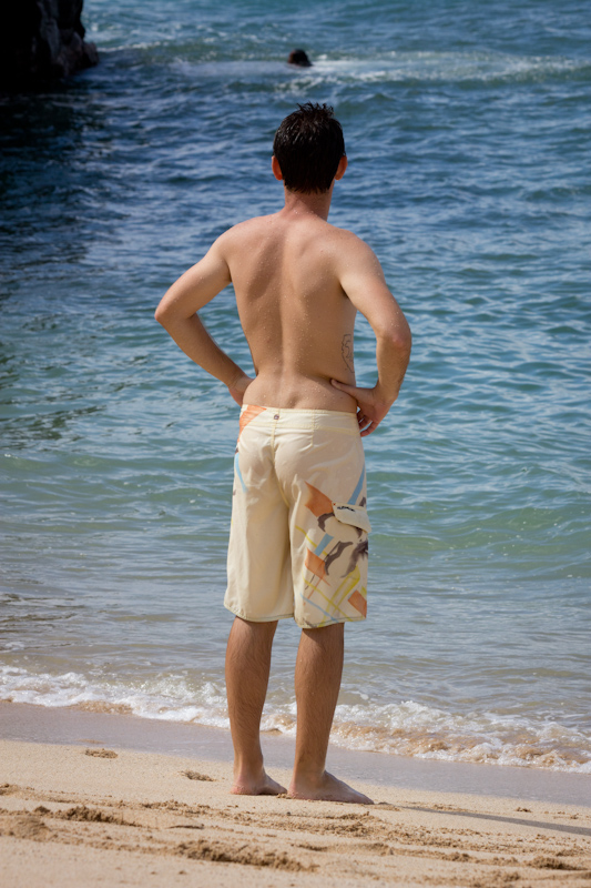 Hawaii on the Zaandam: Hanging out on the beach.