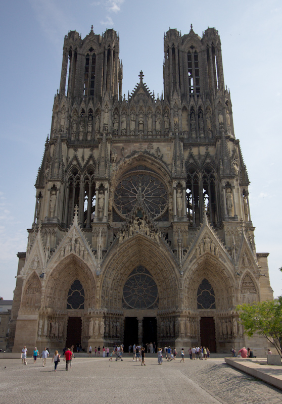 Luke and Juliane Summer Tour part 1: Reims, France.