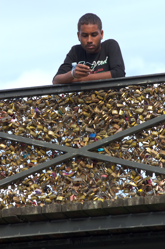 Luke and Juliane Summer Tour part 1: A day in Paris. A very secure bridge.