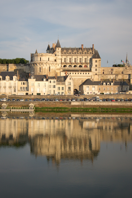 Luke and Juliane Summer Tour part 2 - Castles in the Loire Valley, Dune de Pyla and Condom: Amboise Chateau Royal.