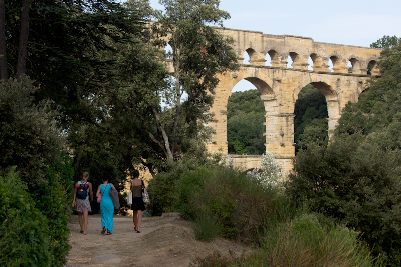 Luke and Juliane Summer Tour part 3 - Pont du Gard, Avignon, Arles, Senanque Abbey, Gordes: Pont du Gard.