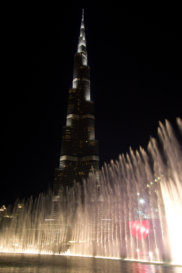 99 Random Photos I Forgot to Share Since October 2014: Burj Kalifa, Dubai.